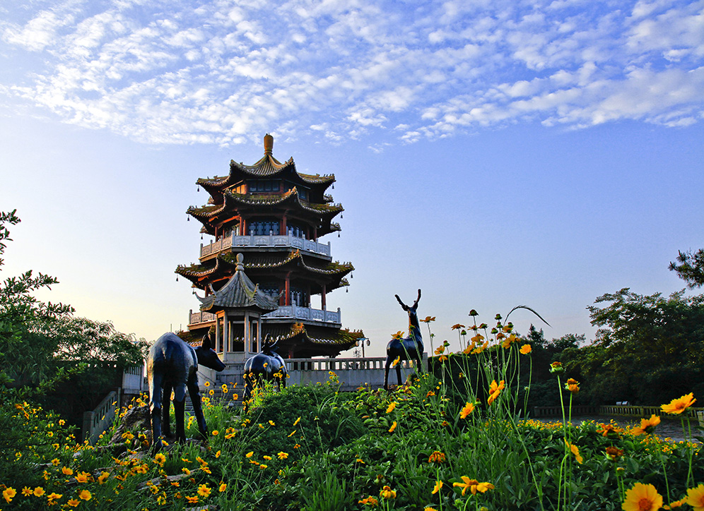 景点 鹿顶山 秋.jpg